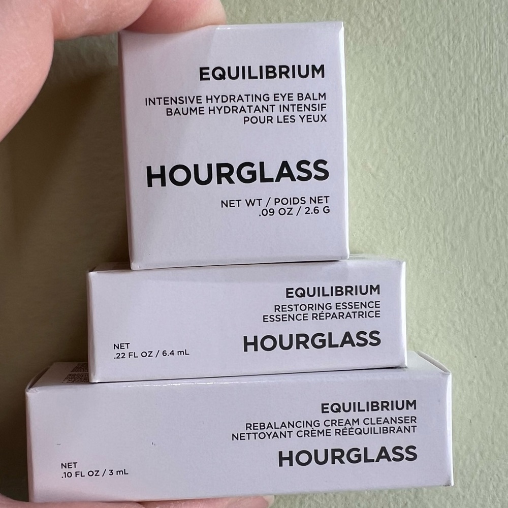 Hourglass skincare sample set - new